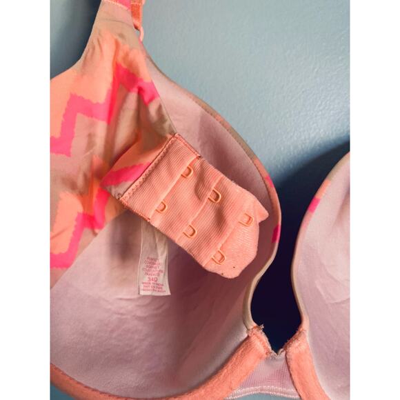 Victoria's Secret T Shirt Bra 34D Perfect Coverage - Picture 6 of 8